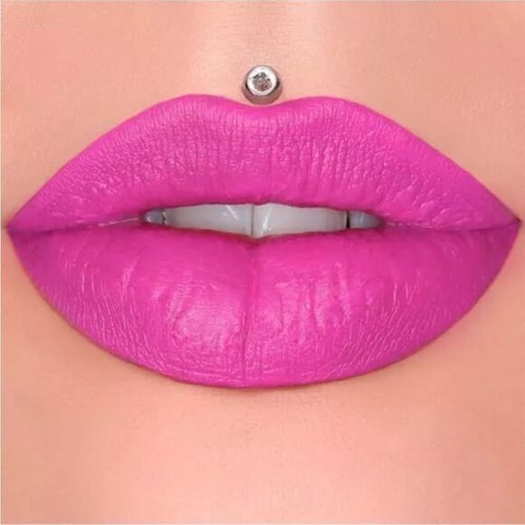 Jeffree Star Pink Matte Lipstick - Picture 4 of 4